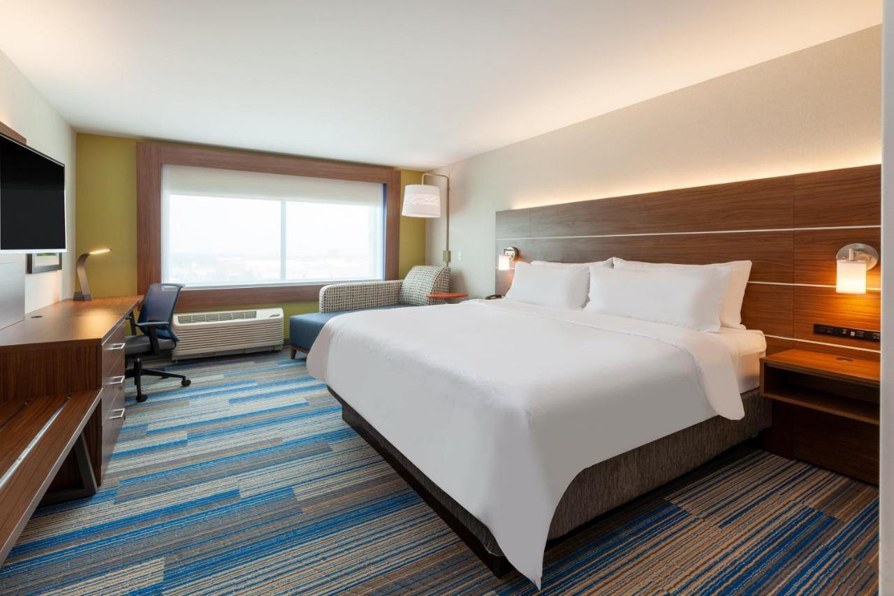 Holiday Inn Express & Suites Brunswick-Harpers Ferry Area By Ihg Exterior photo